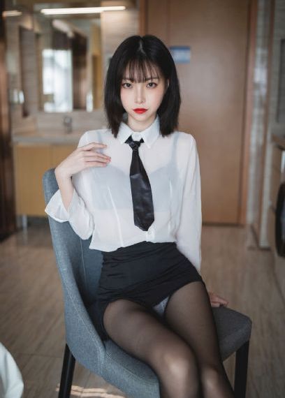 舰在亚丁湾电视剧全集免费观看