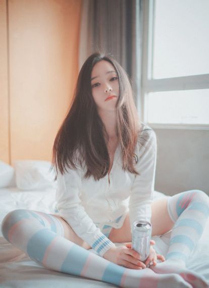 天降女子从2楼掉未增删去码