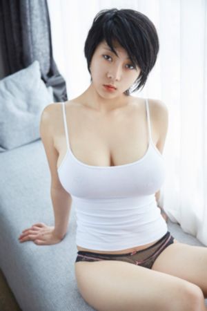 年轻的小妈妈