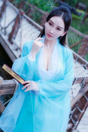 《人工进化》完整版在线观看