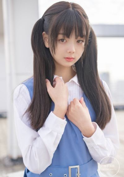 他缓慢而有力的往里挺送免费视频