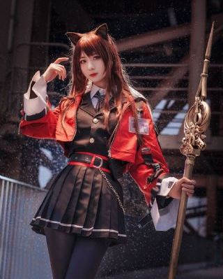 热思思