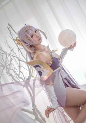 白丝美女被c