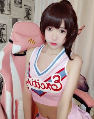 天鹅羽翼
